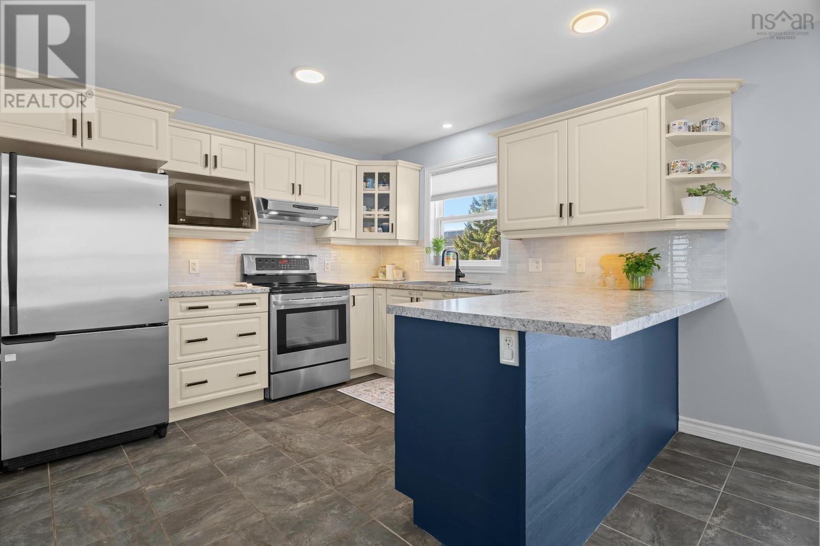 Property 18 of 50 of 100 Atikian Drive