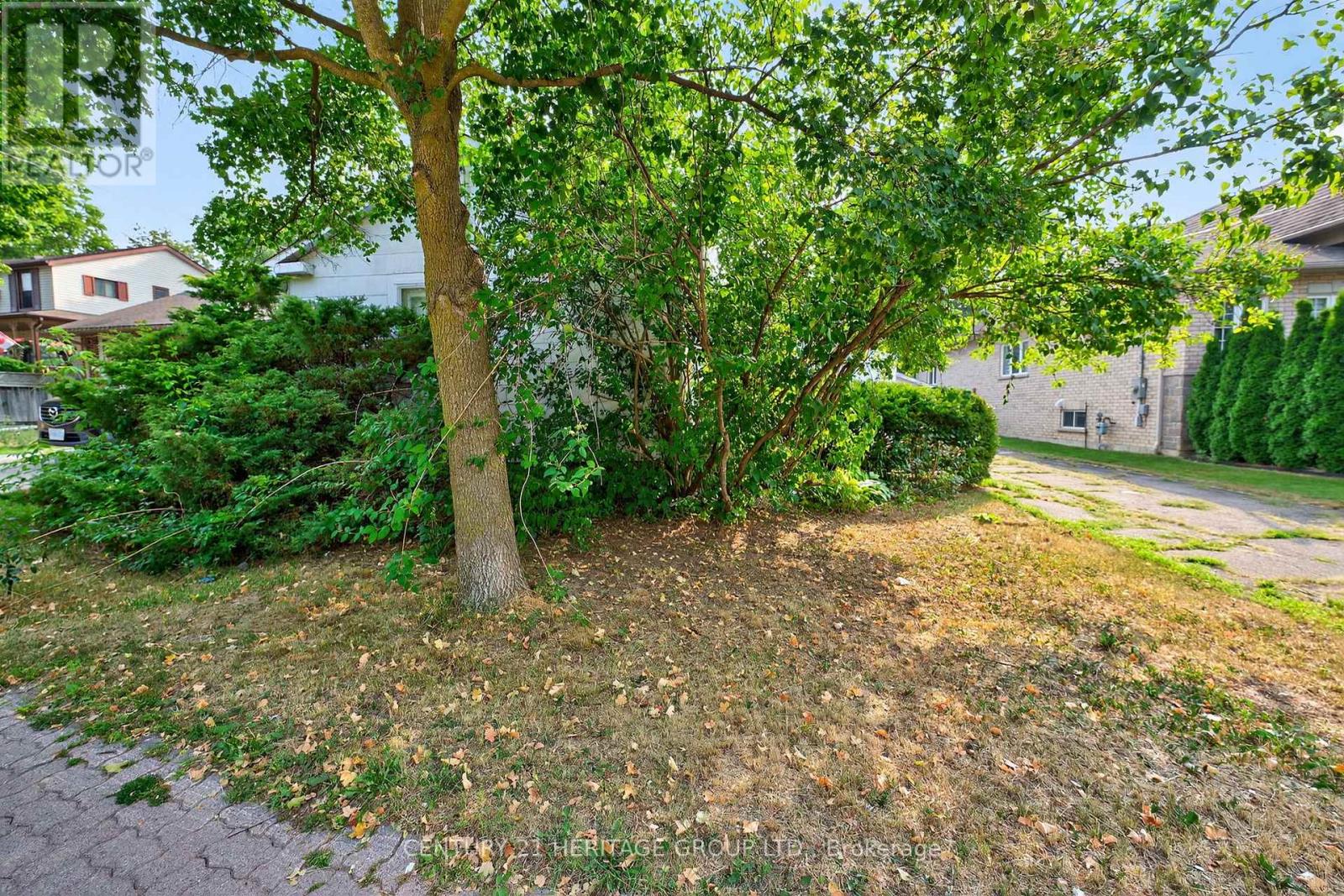 117 LUCAS STREET - 3