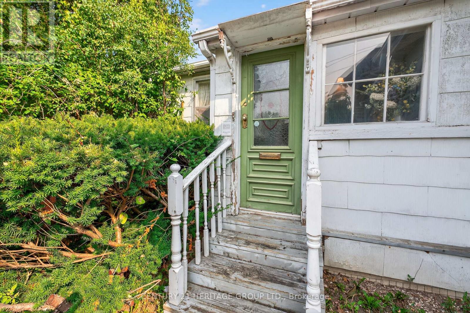 117 LUCAS STREET - 5