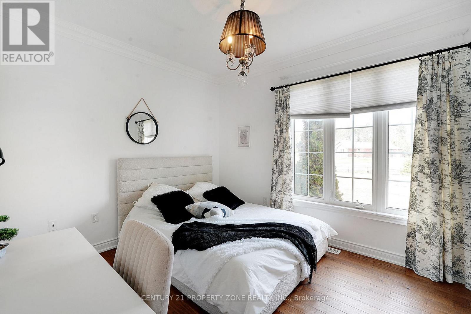 2 HARRY PARKER PLACE - 21