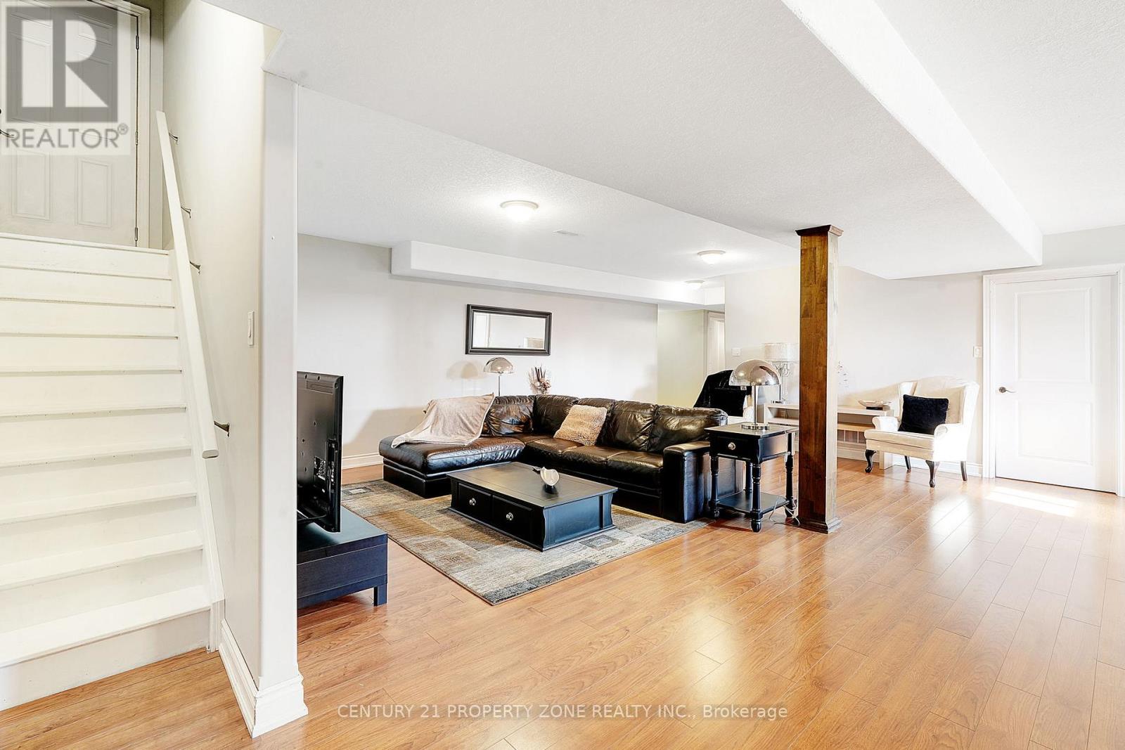 2 HARRY PARKER PLACE - 29