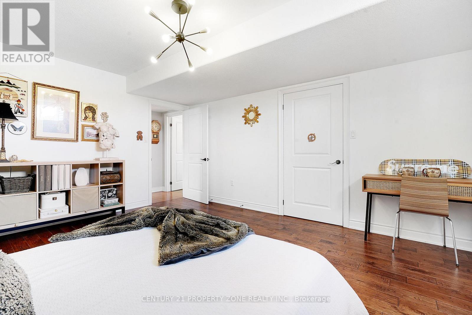 2 HARRY PARKER PLACE - 33
