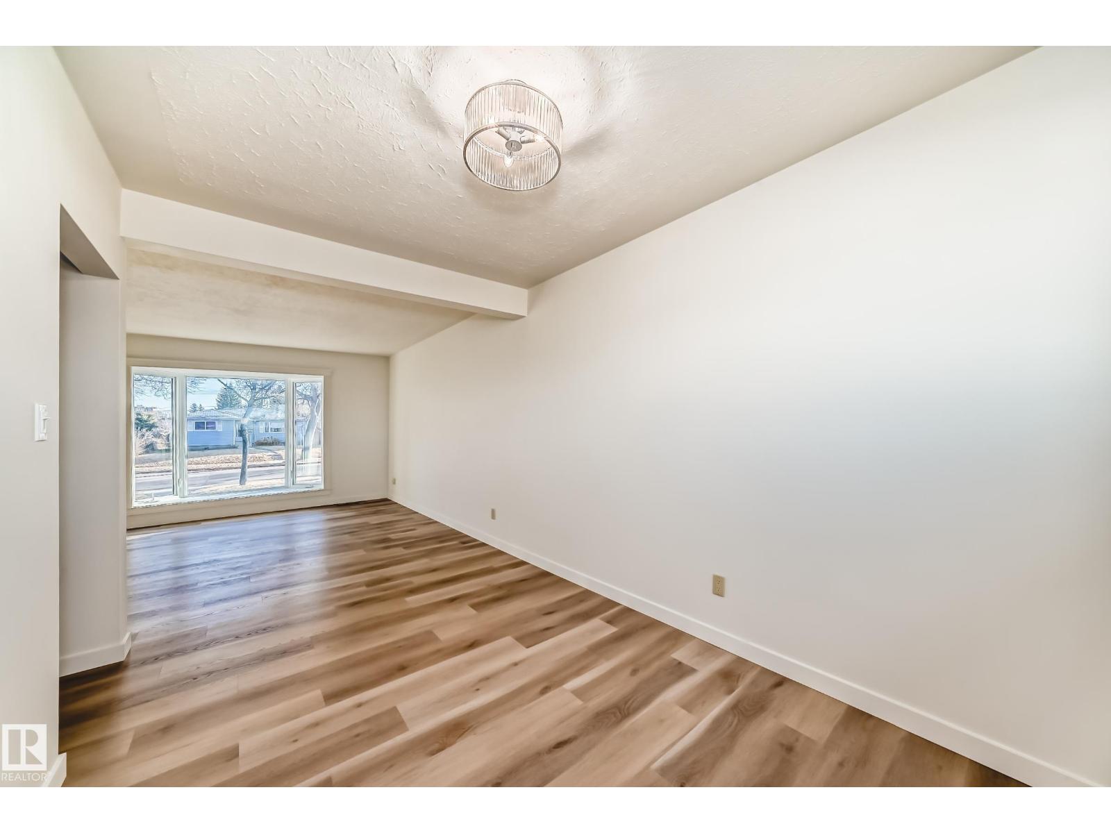 8108 163 ST NW, Edmonton