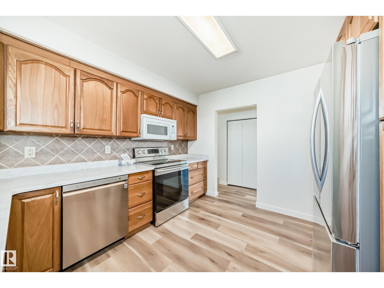 8108 163 ST NW, Edmonton