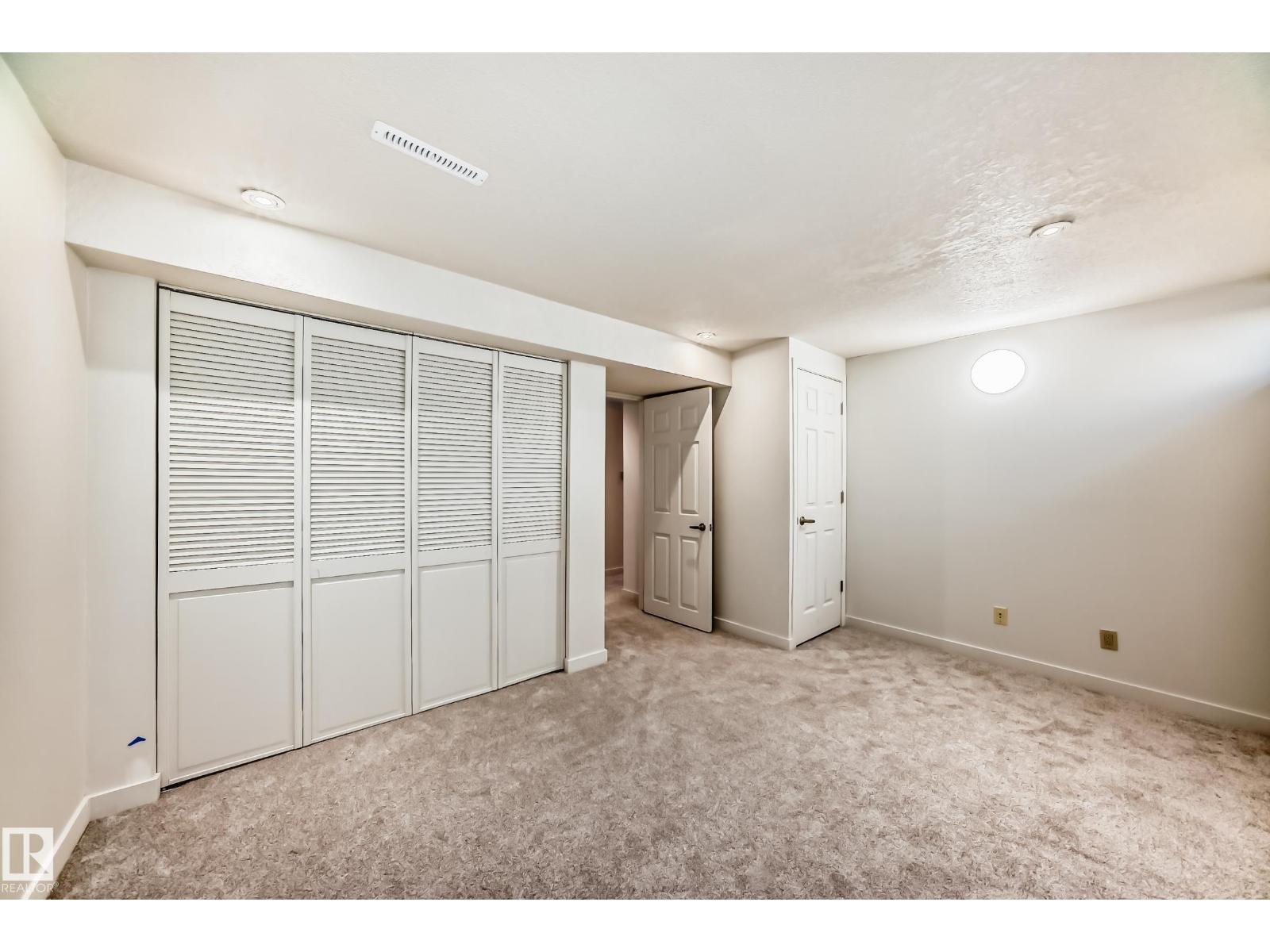 8108 163 ST NW, Edmonton