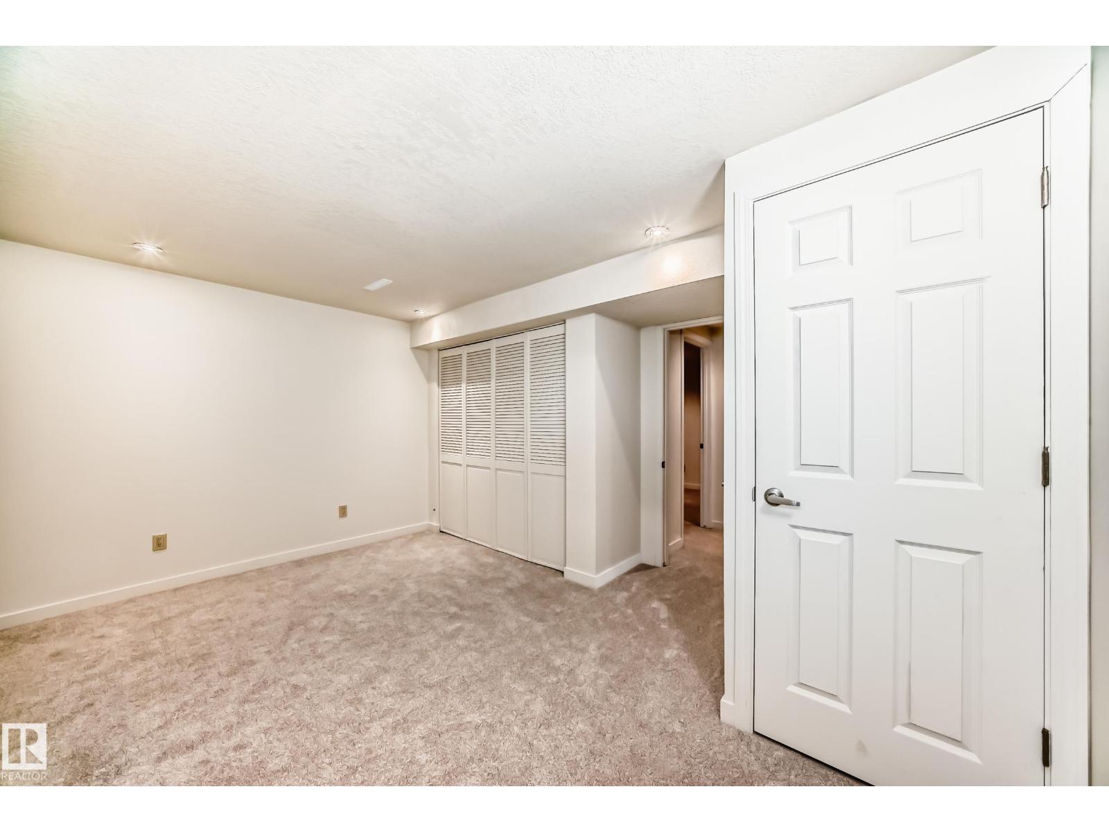 8108 163 ST NW, Edmonton