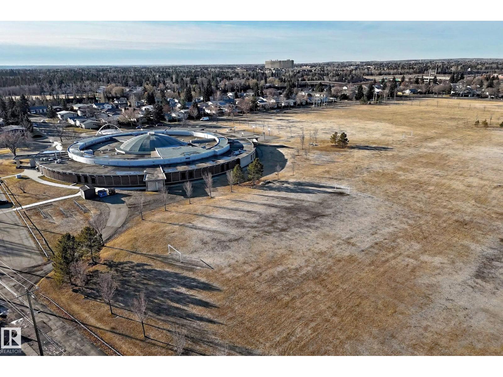 8108 163 ST NW, Edmonton