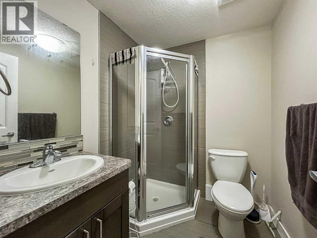 300 Sparrow Hawk, Fort McMurray