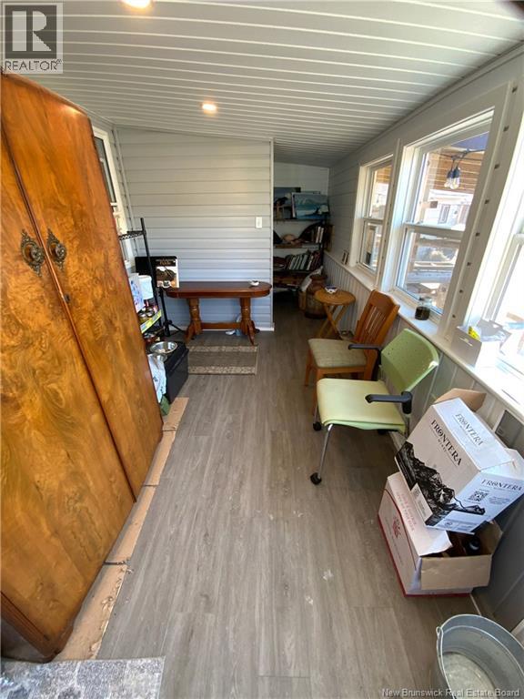 Large Sunporch.