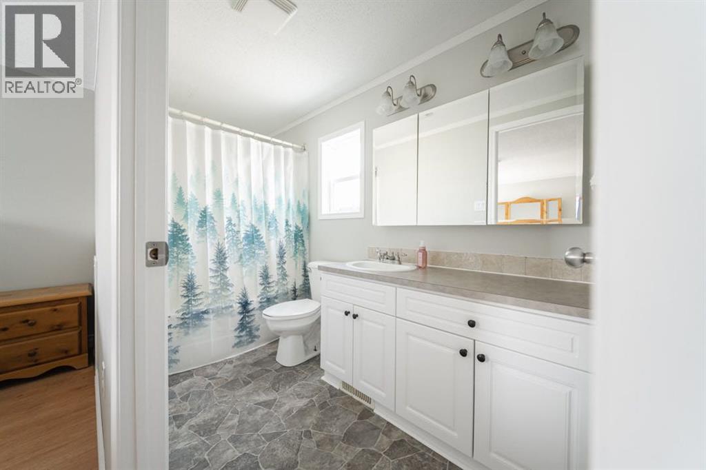 108 Fir Street, Fort McMurray