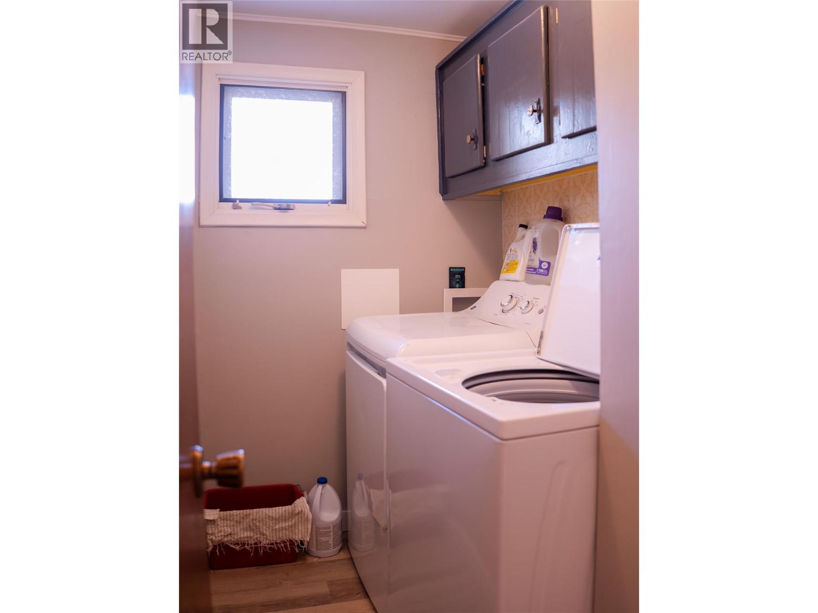 712 NINTH STREET - 29