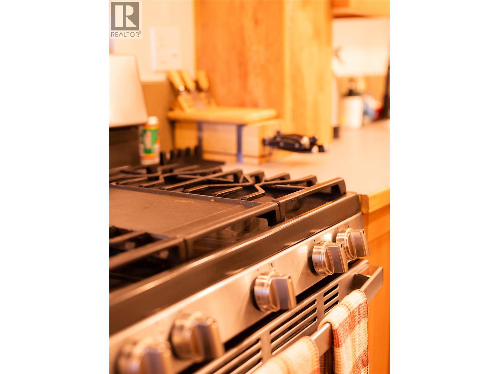 712 NINTH STREET - 40