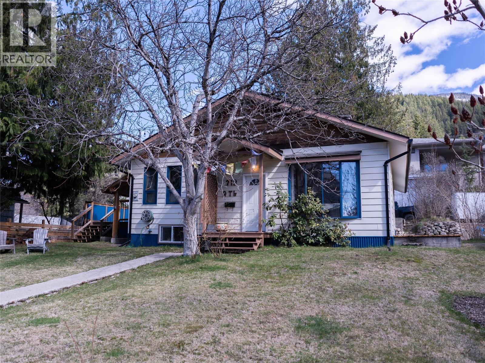 712 NINTH STREET - Image 2