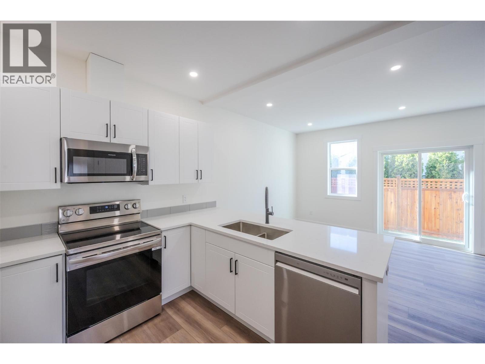 #101 11612 VICTORIA ROAD S - 14