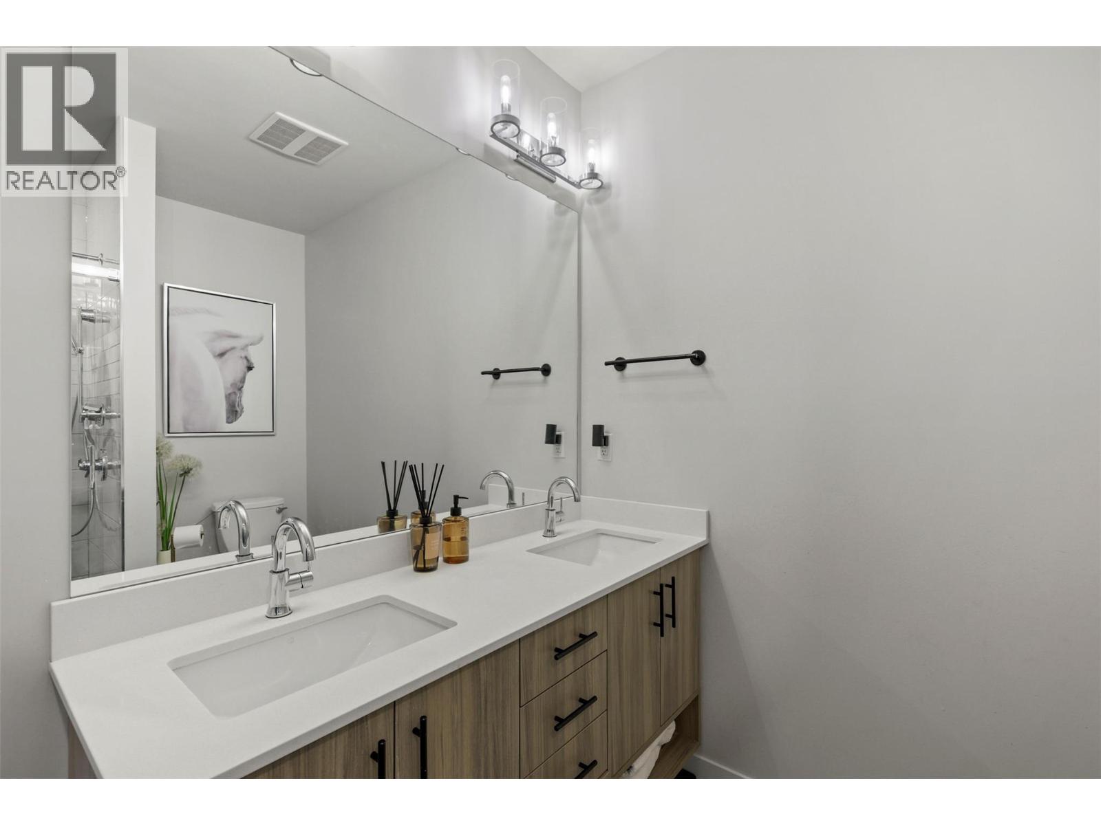 #2 260 RUE CHEVAL NOIR ESTATES - 26