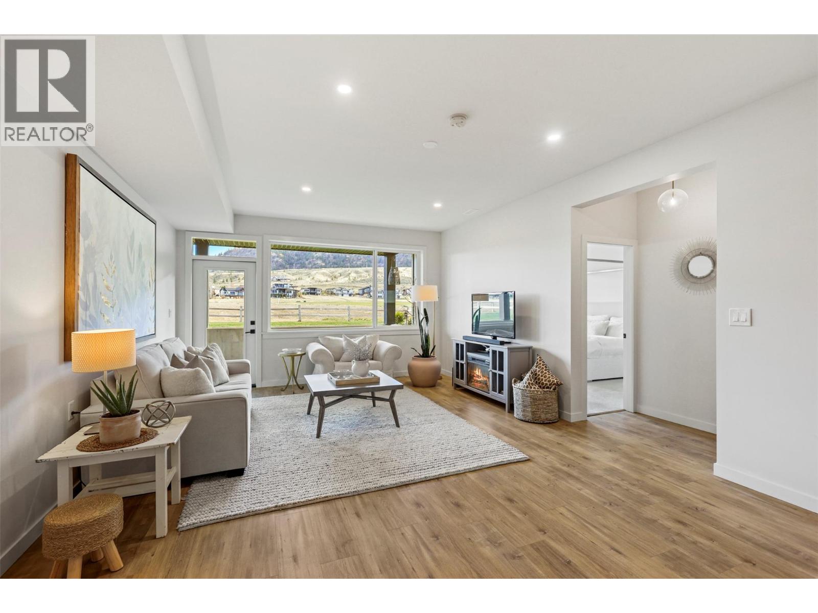 #2 260 RUE CHEVAL NOIR ESTATES - 33