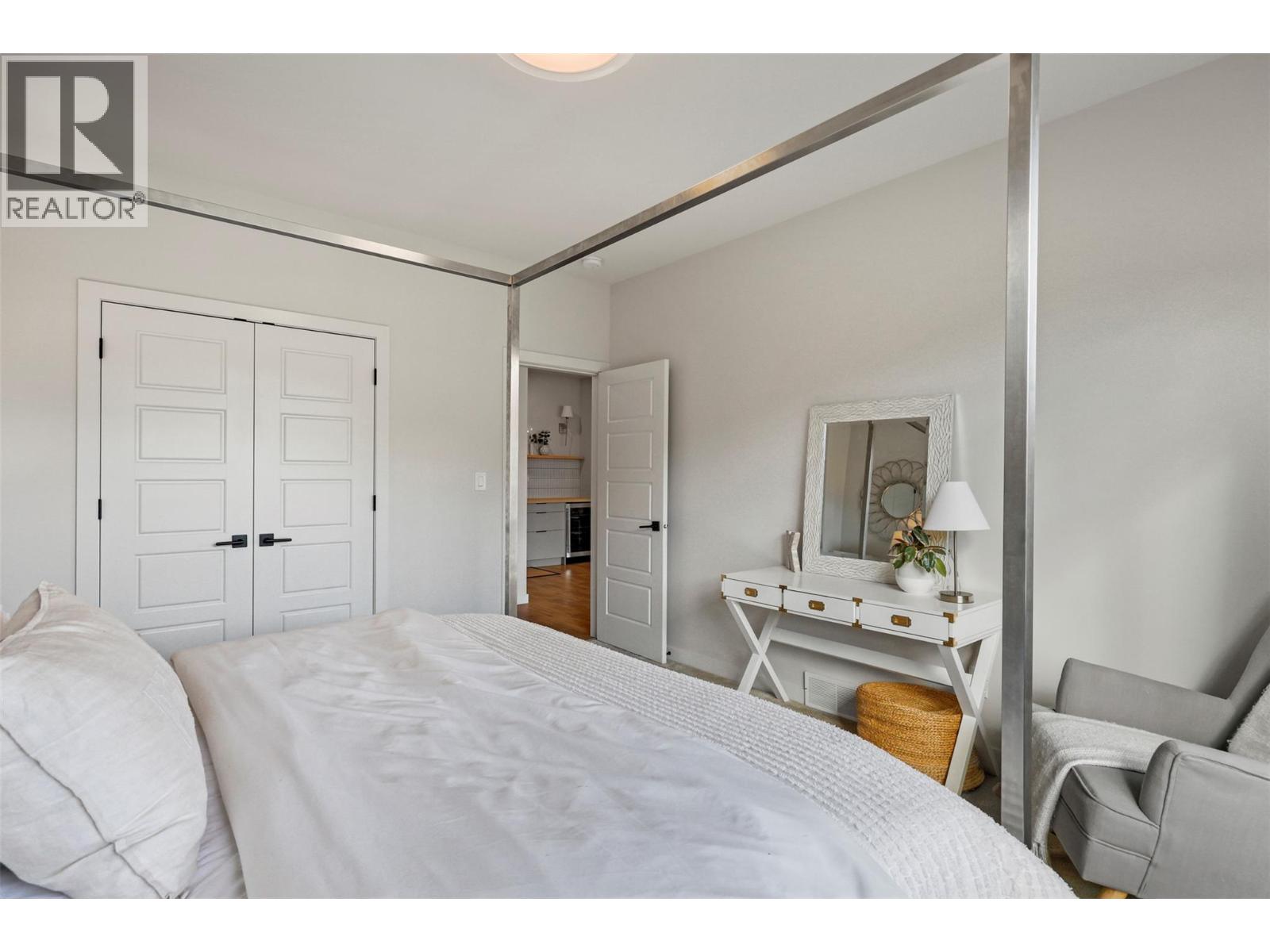 #2 260 RUE CHEVAL NOIR ESTATES - 41