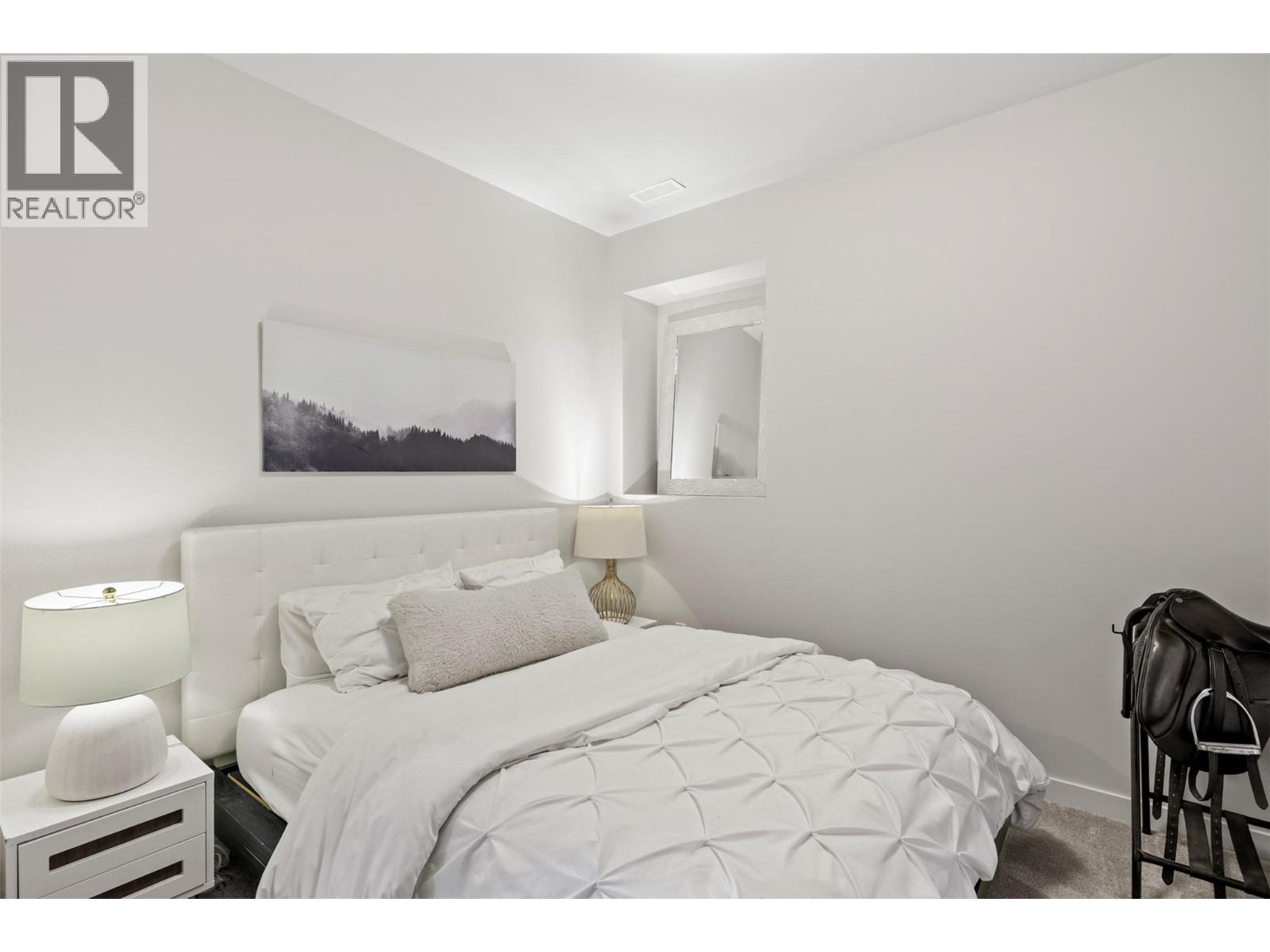 #2 260 RUE CHEVAL NOIR ESTATES - 42