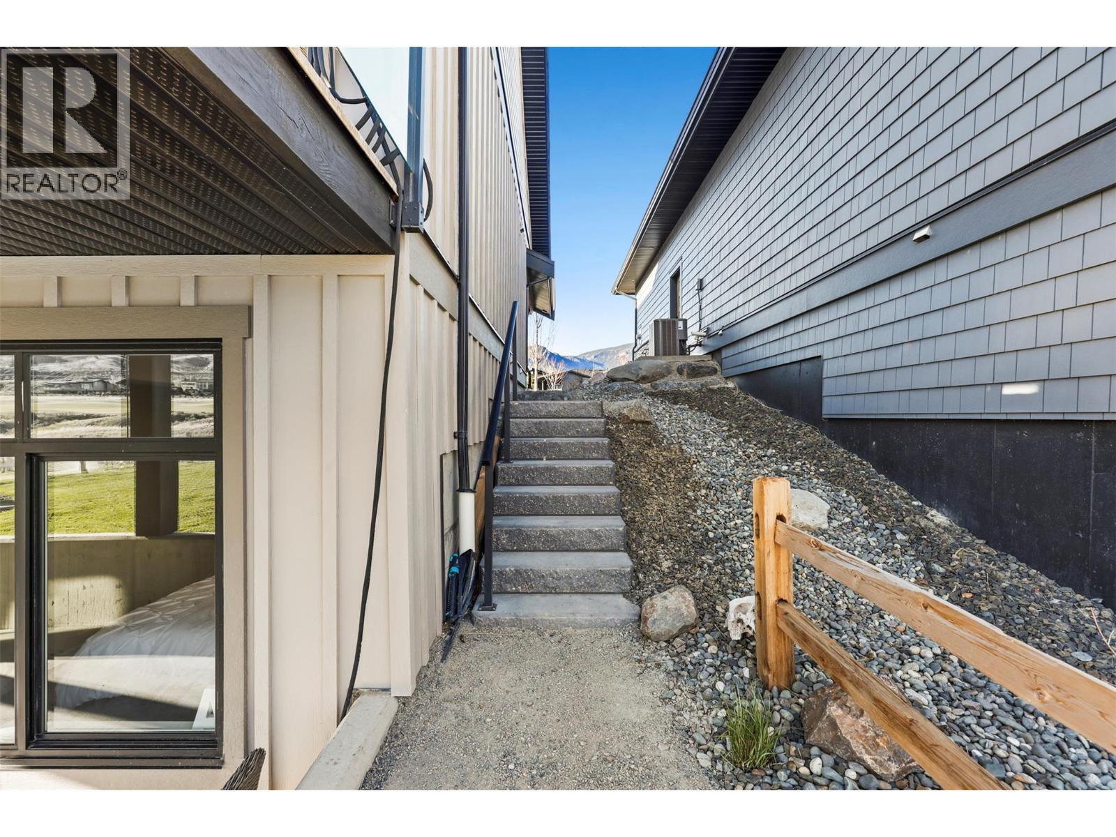 #2 260 RUE CHEVAL NOIR ESTATES - 58