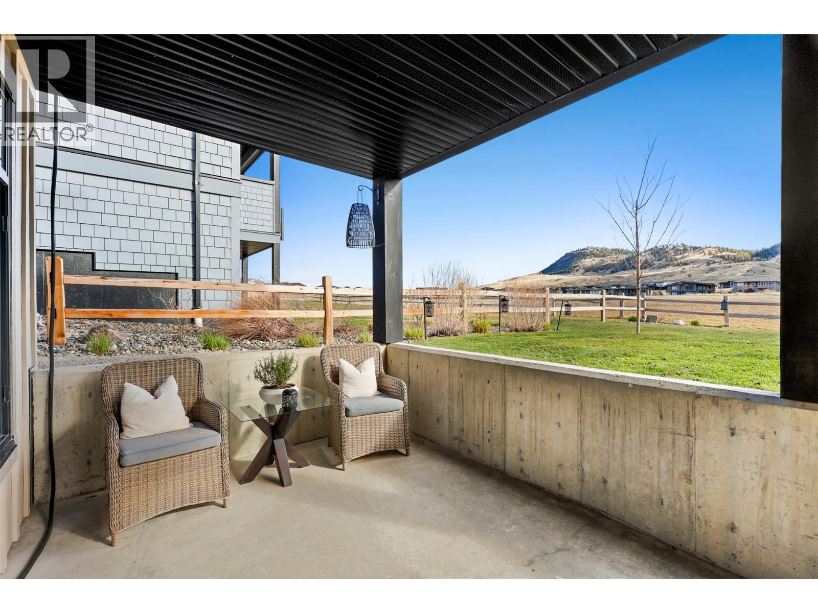 #2 260 RUE CHEVAL NOIR ESTATES - 94