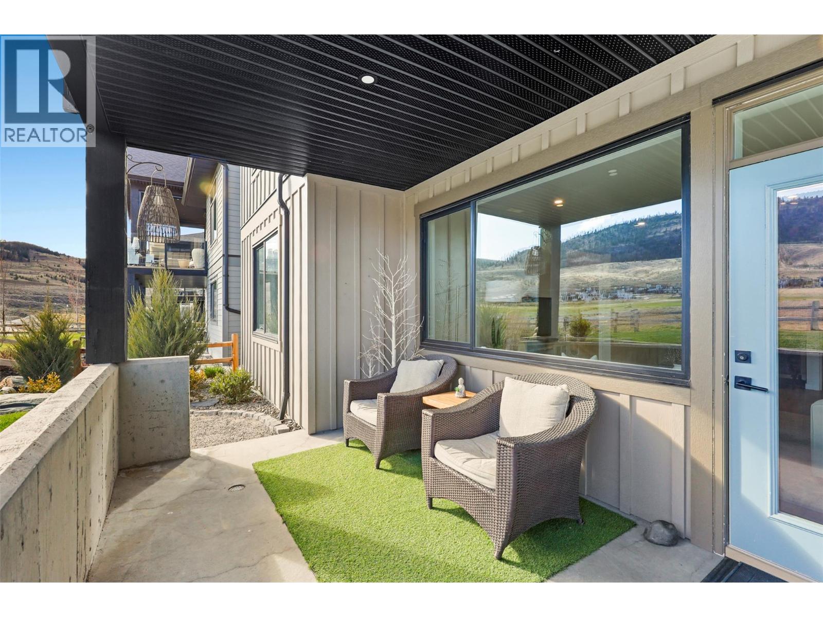 #2 260 RUE CHEVAL NOIR ESTATES - 96