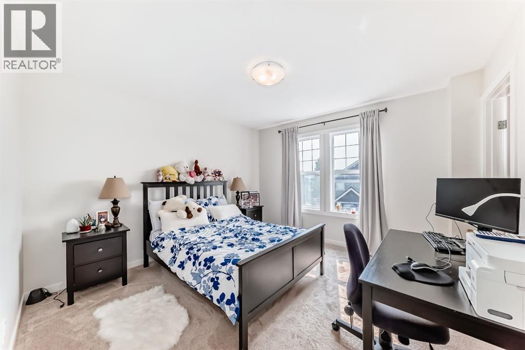 Single Family House for Sale in  Cranbrook Square SE Cranston Calgary 