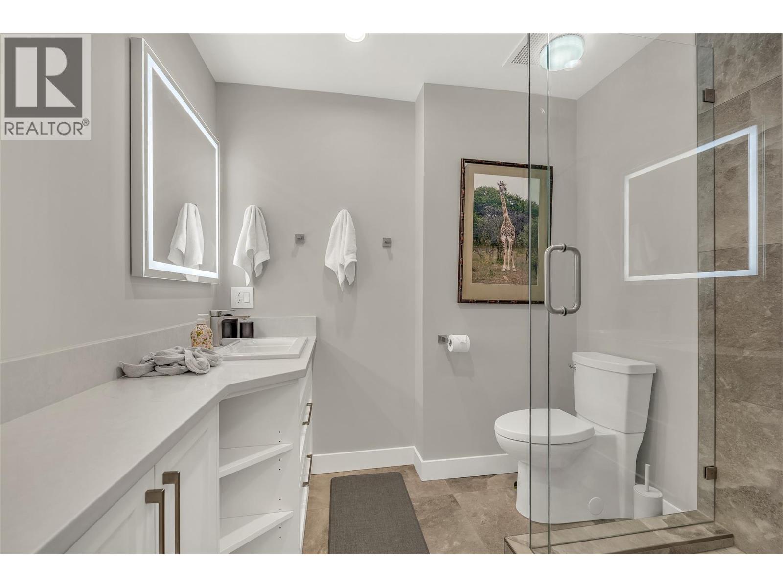 #701 86 LAKESHORE DRIVE - 37