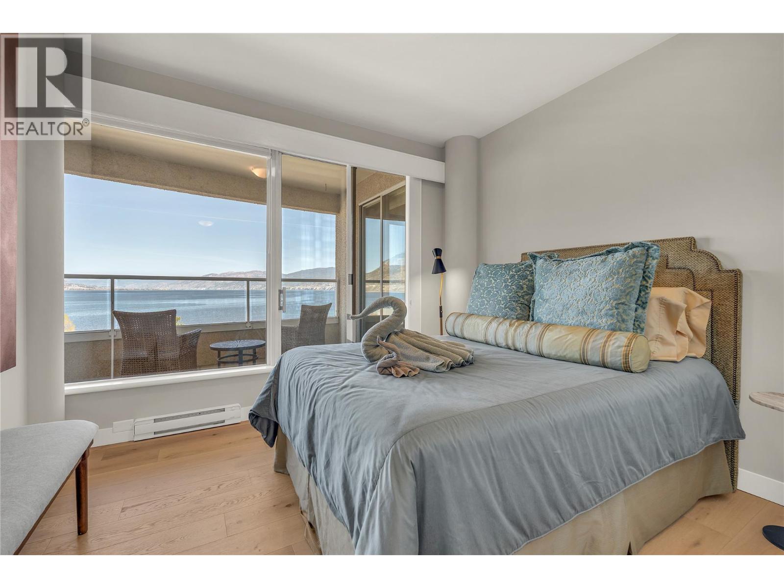 #701 86 LAKESHORE DRIVE - 38