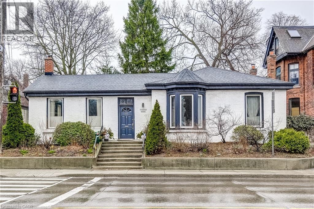 315 ABERDEEN Avenue - 1