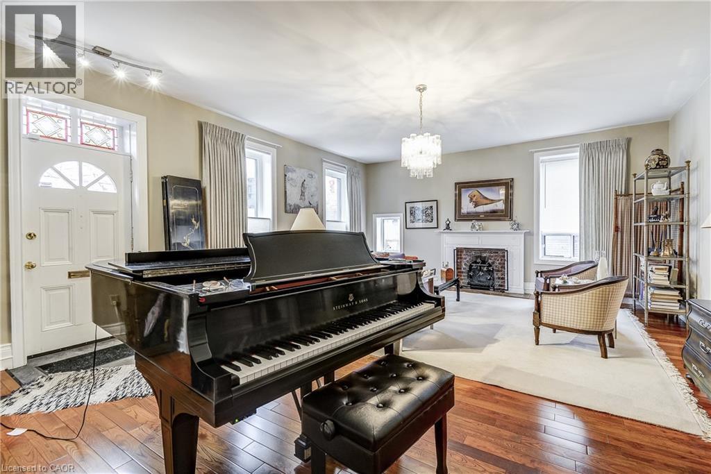 315 ABERDEEN Avenue - 9