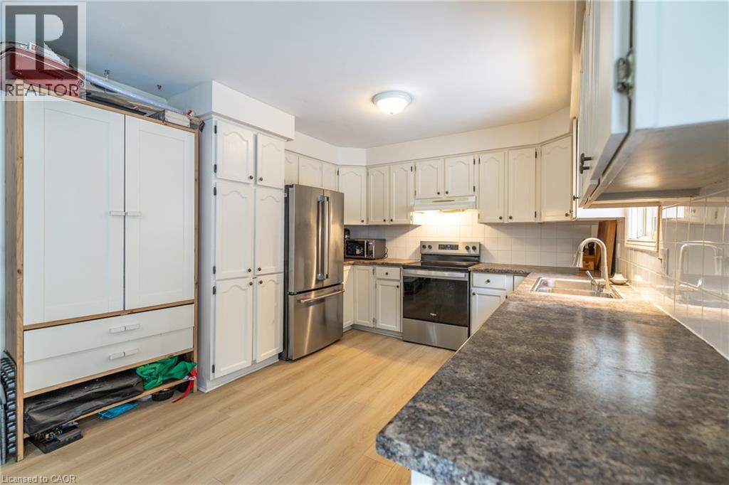 104 HENRY Street - 12