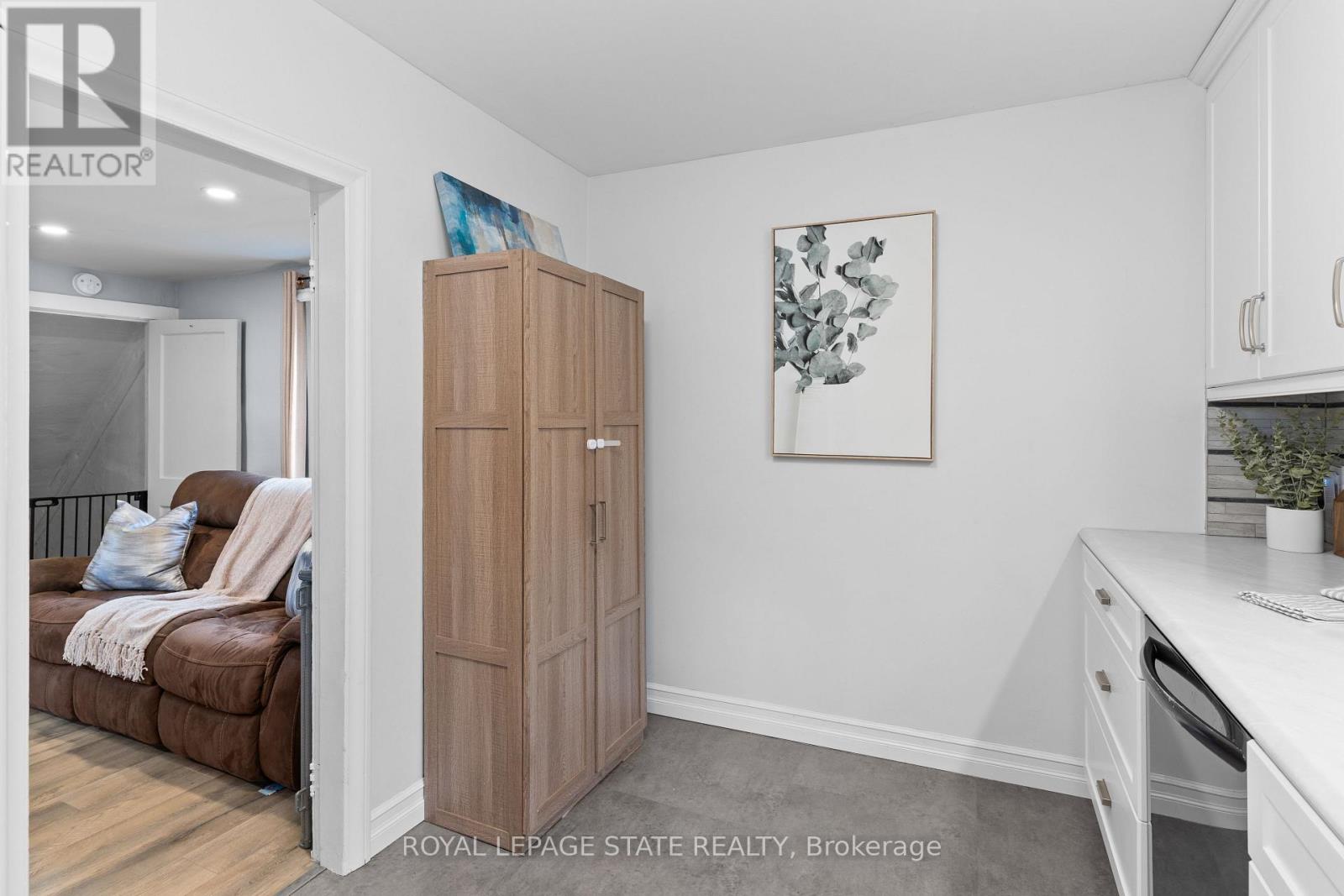109 WILTON AVENUE - 18
