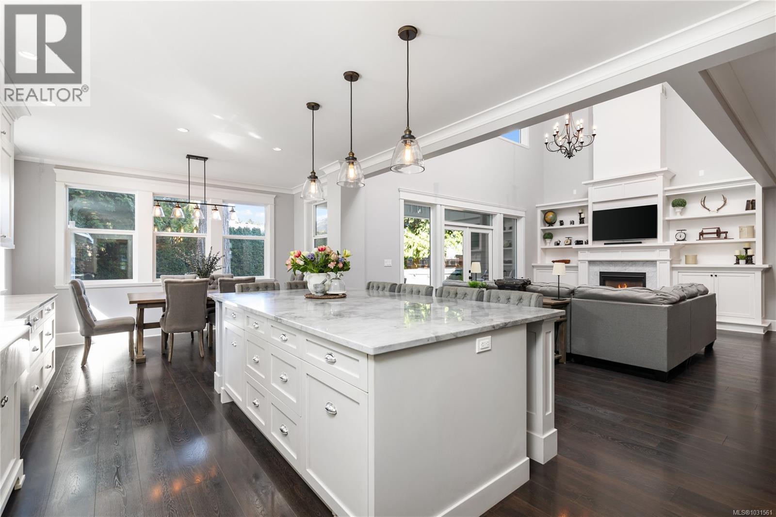  748 Walema Avenue, Saanich