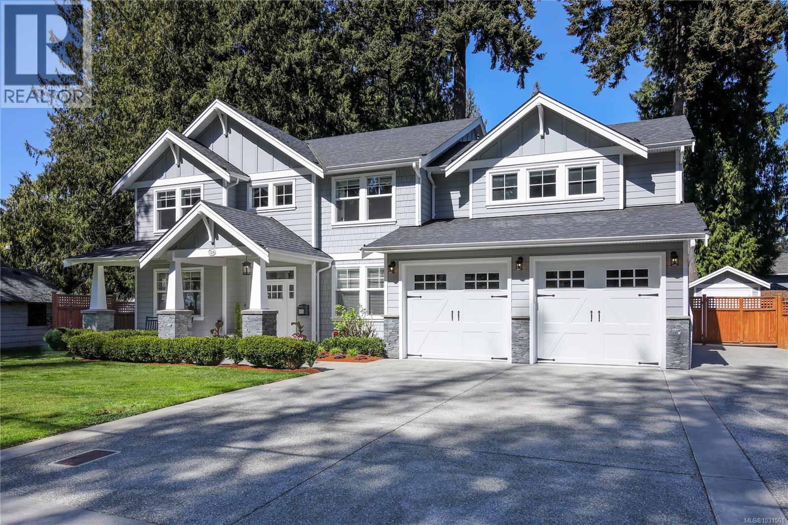  748 Walema Avenue, Saanich