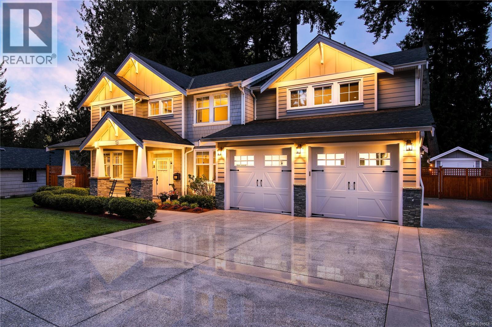  748 Walema Avenue, Saanich