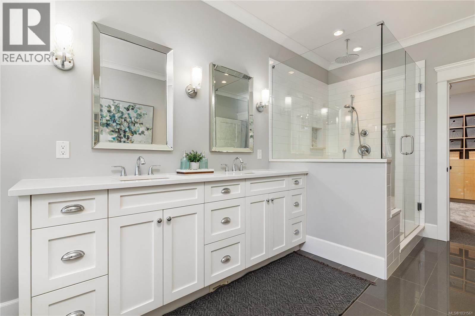  748 Walema Avenue, Saanich