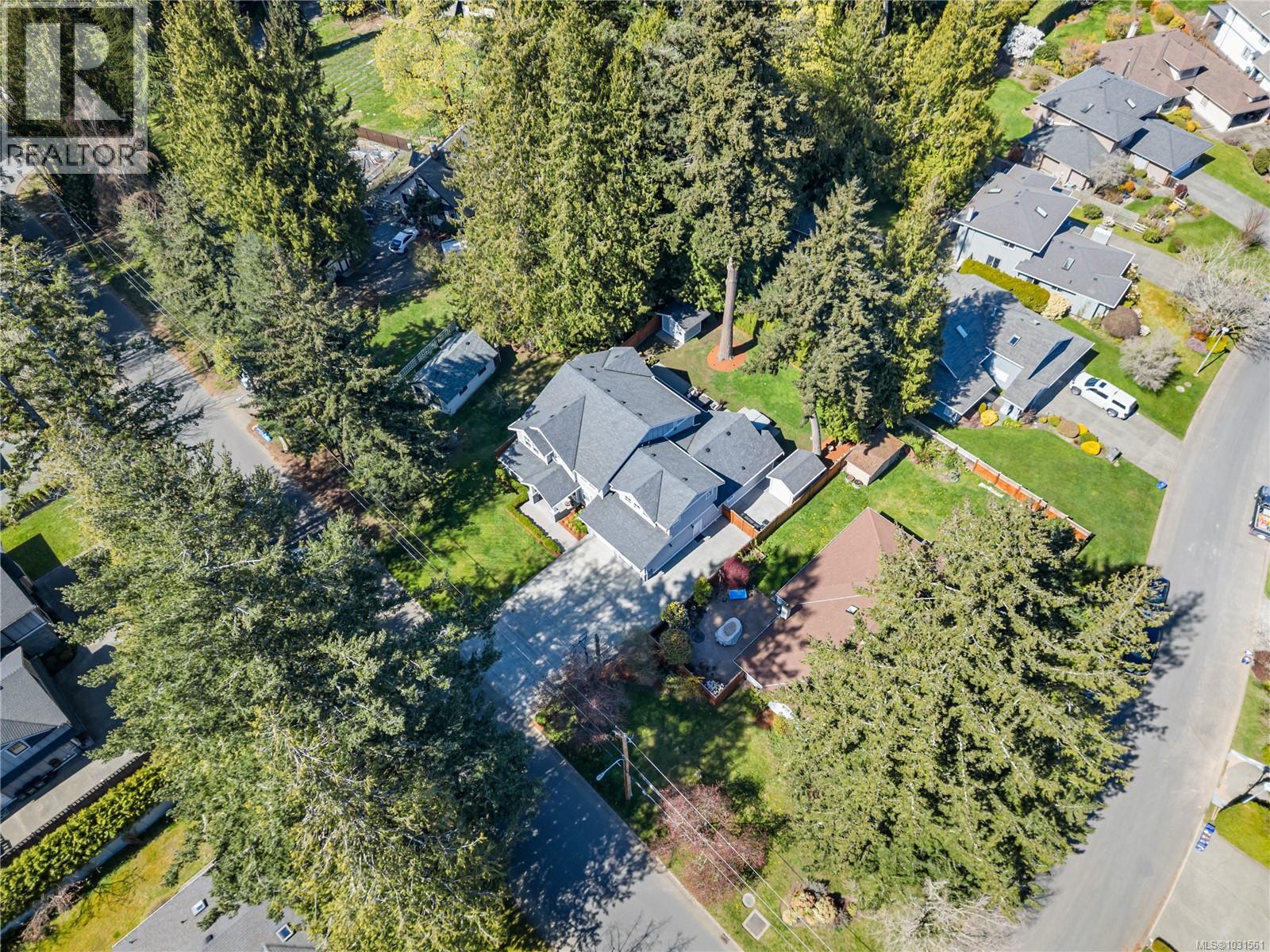  748 Walema Avenue, Saanich