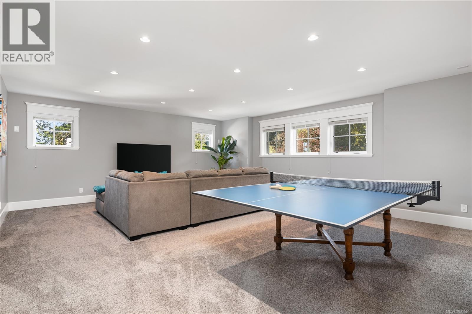  748 Walema Avenue, Saanich