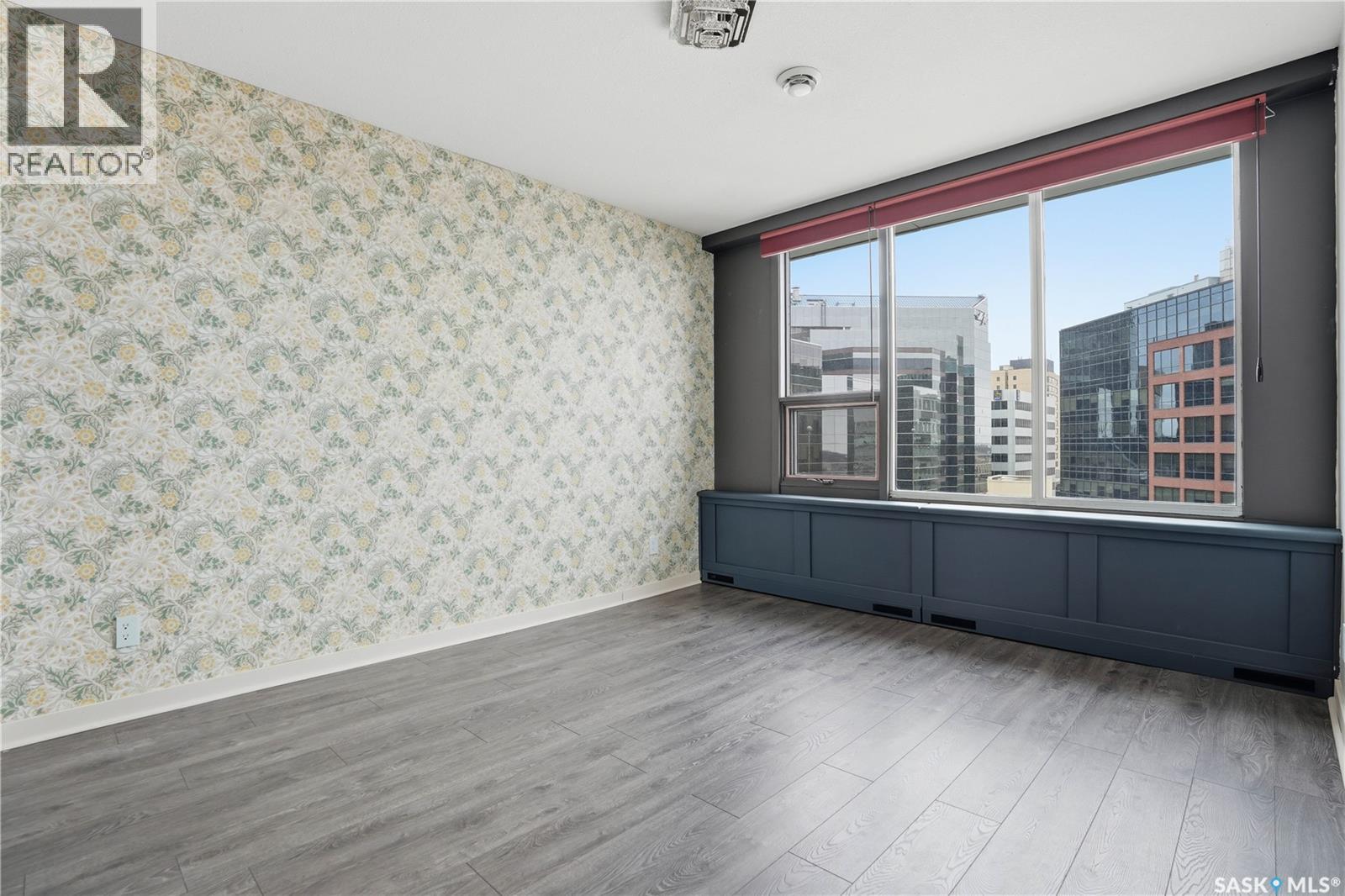 #806 1867 Hamilton STREET - 15