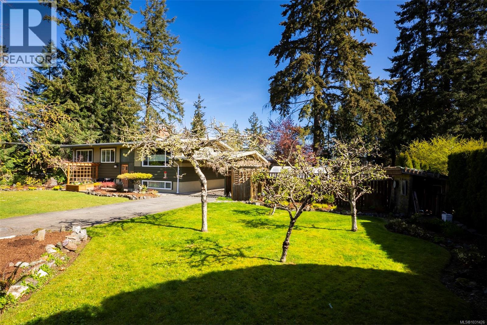 2370 MARLBOROUGH DR - 12