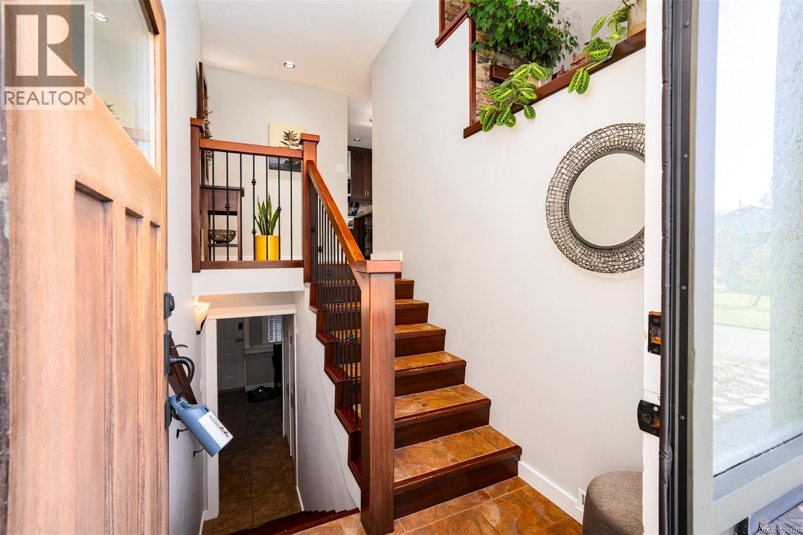 2370 MARLBOROUGH DR - 17