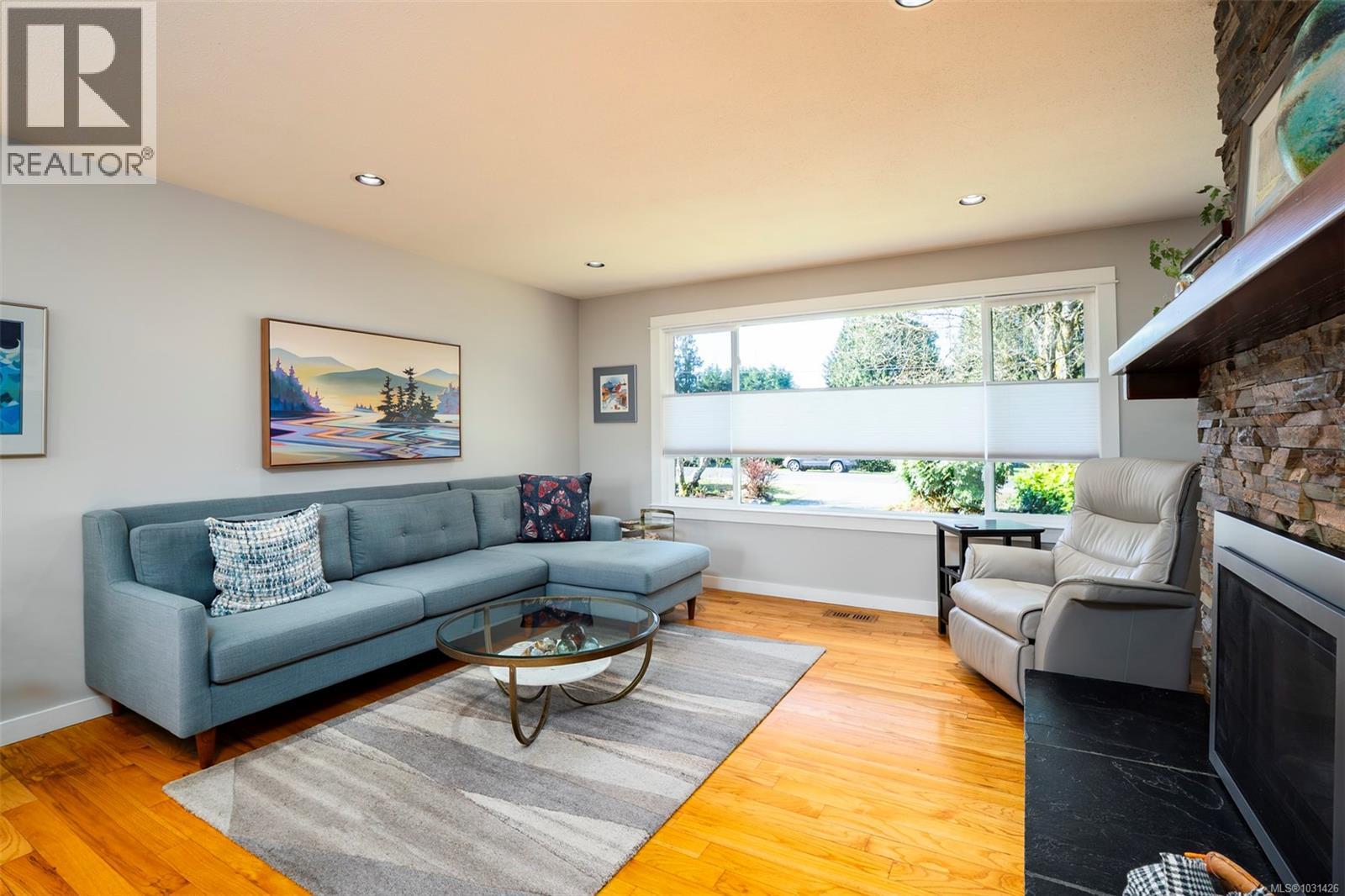 2370 MARLBOROUGH DR - 18