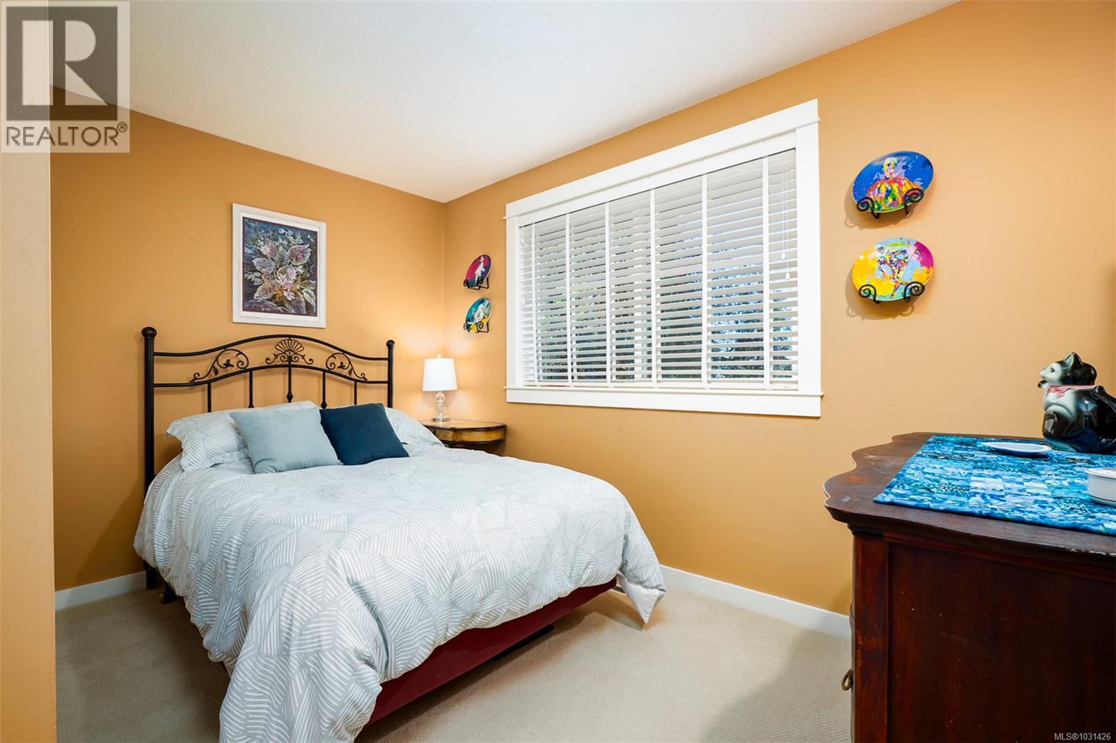 2370 MARLBOROUGH DR - 29