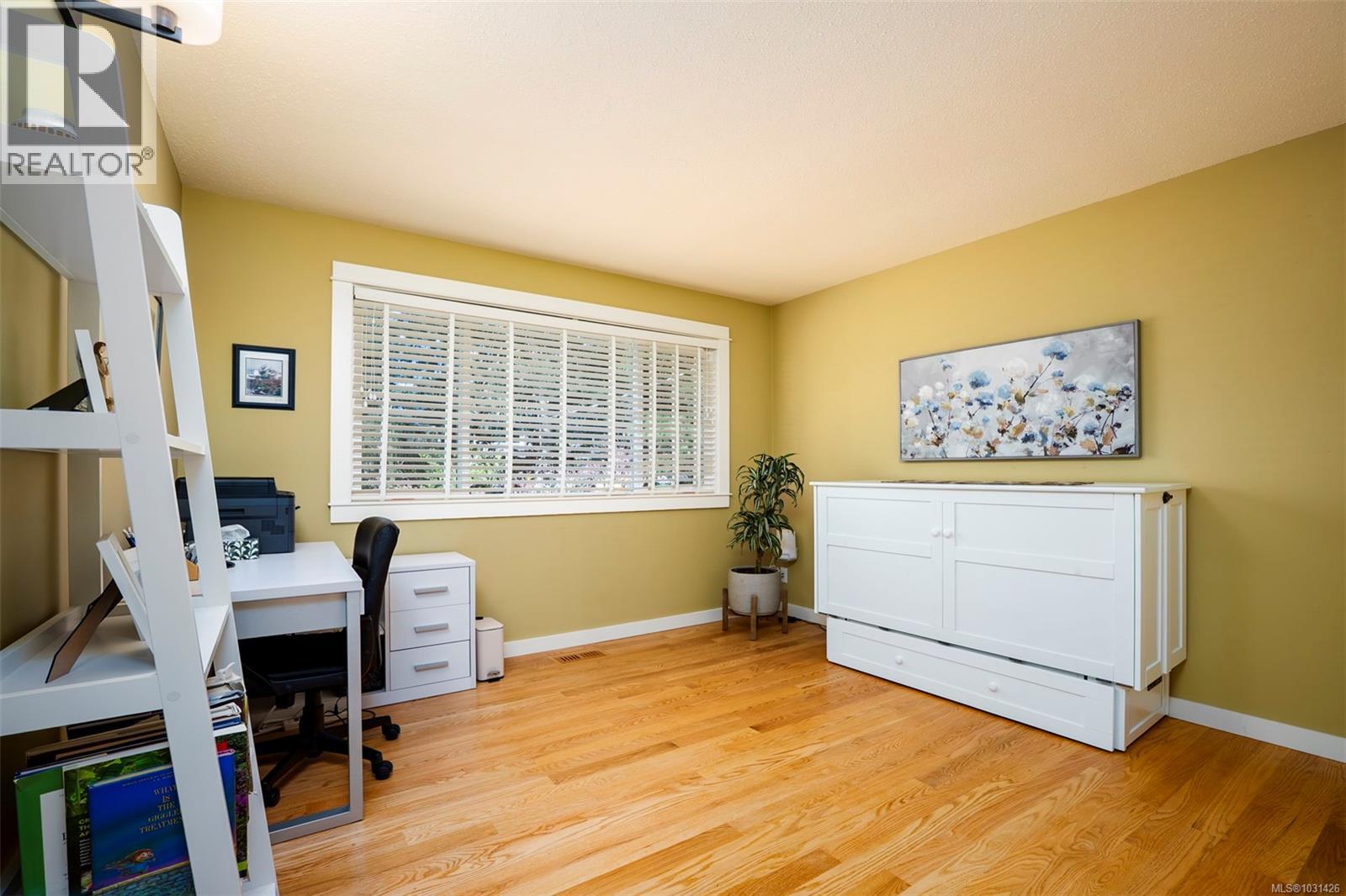 2370 MARLBOROUGH DR - 30