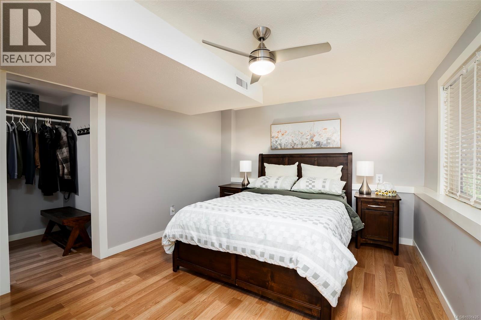 2370 MARLBOROUGH DR - 43