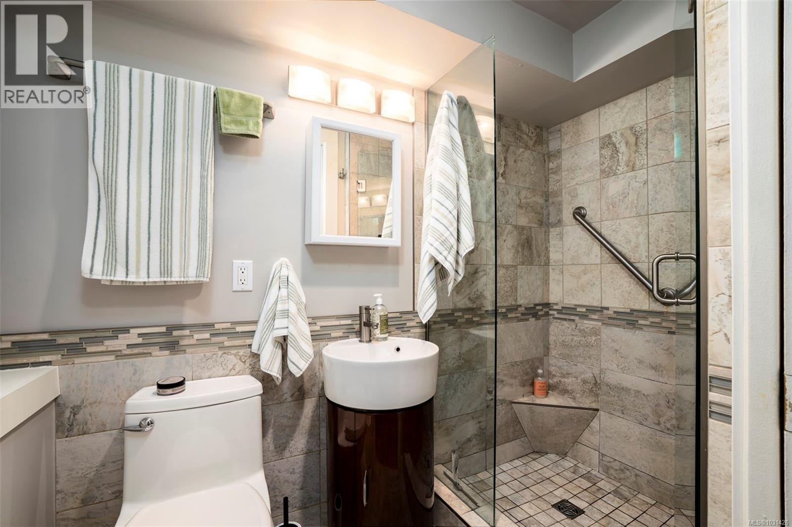 2370 MARLBOROUGH DR - 45