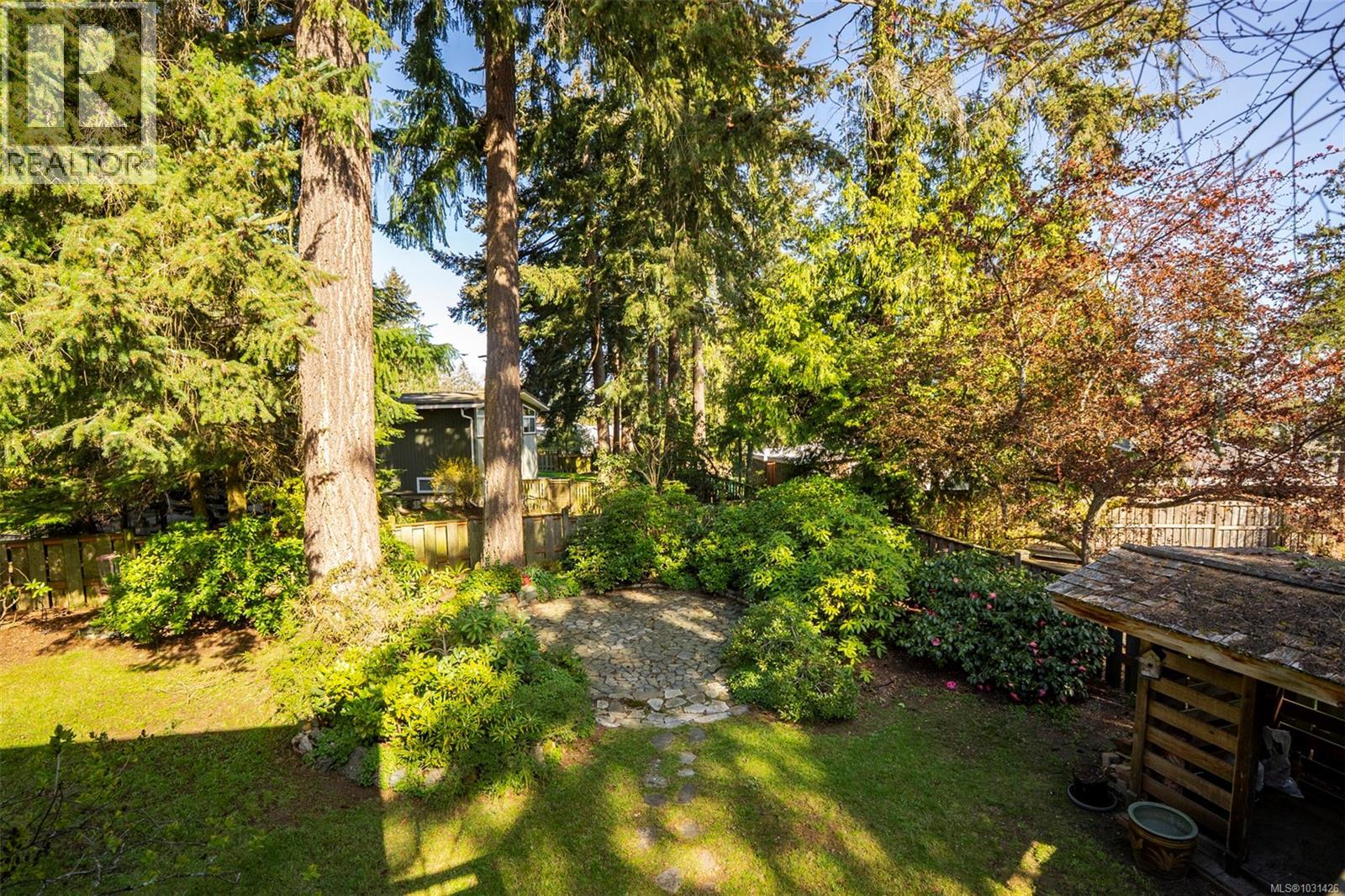 2370 MARLBOROUGH DR - 56