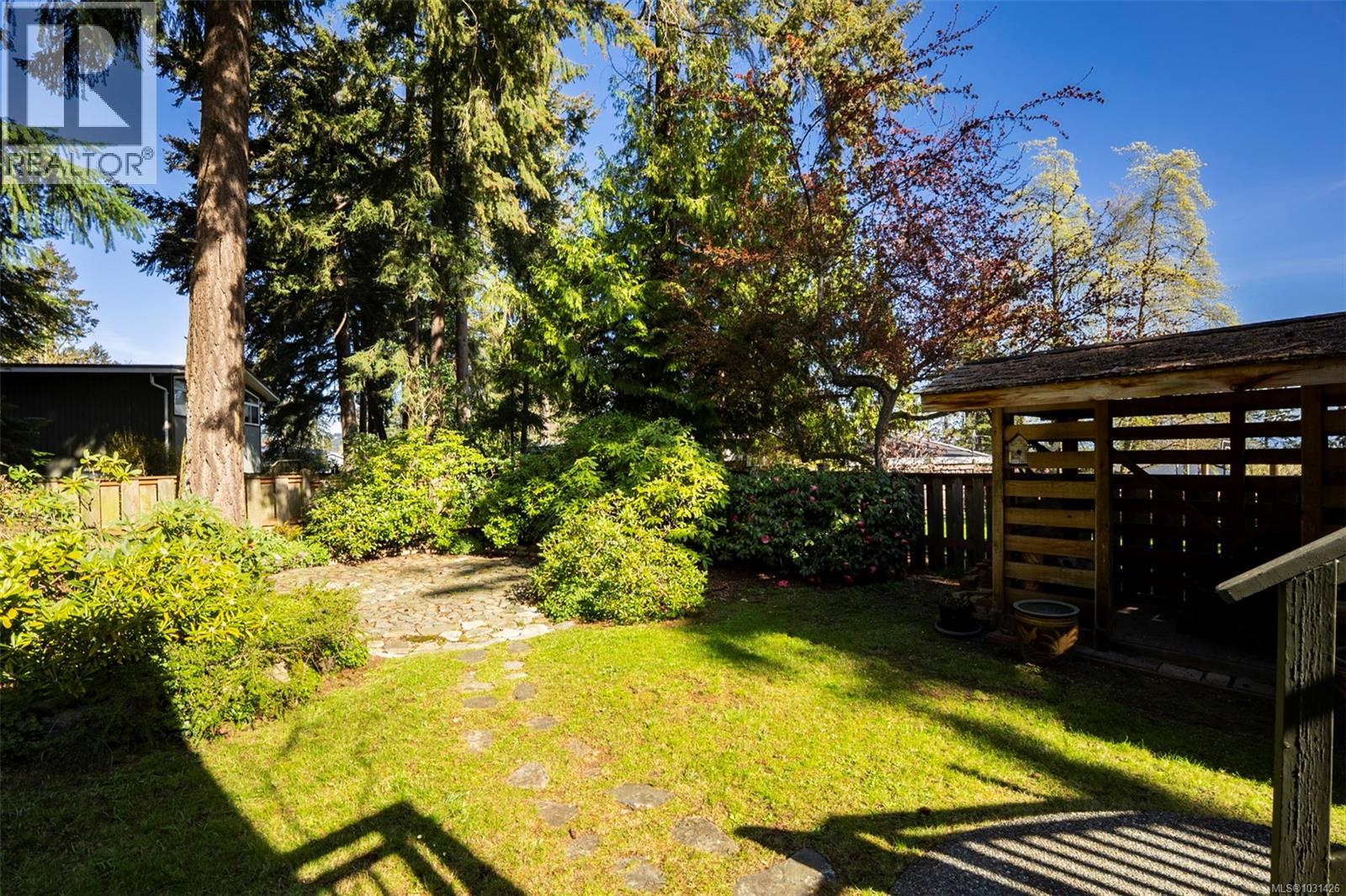 2370 MARLBOROUGH DR - 57