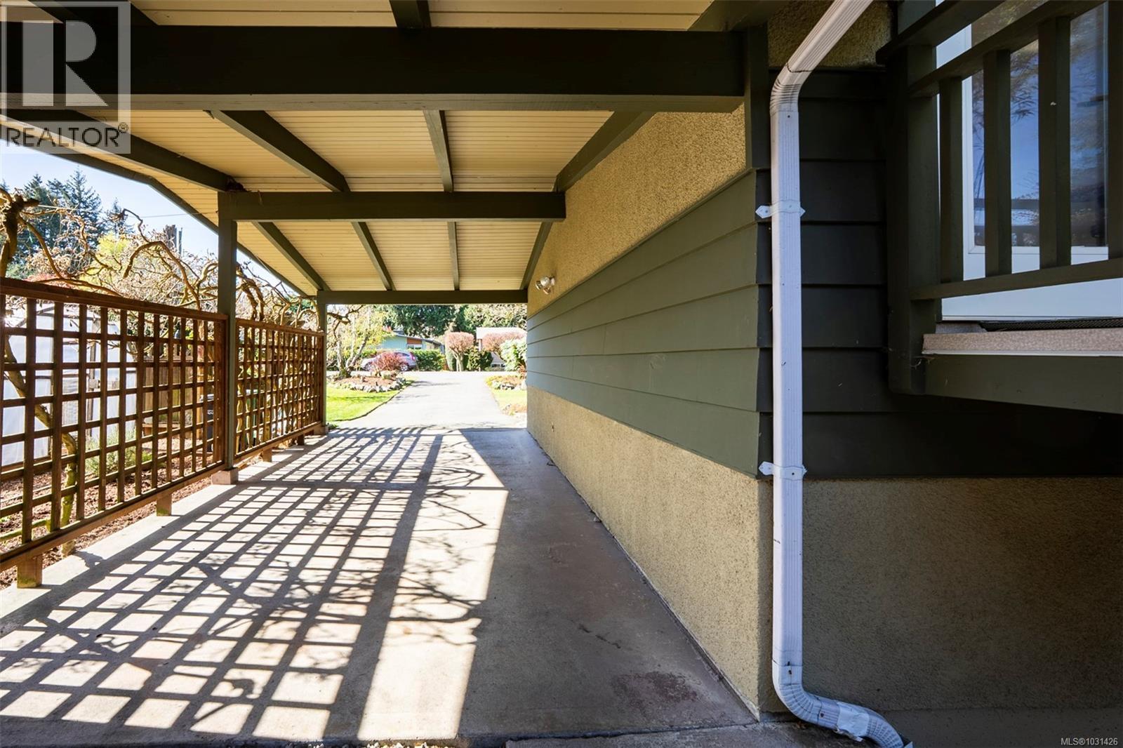 2370 MARLBOROUGH DR - 63