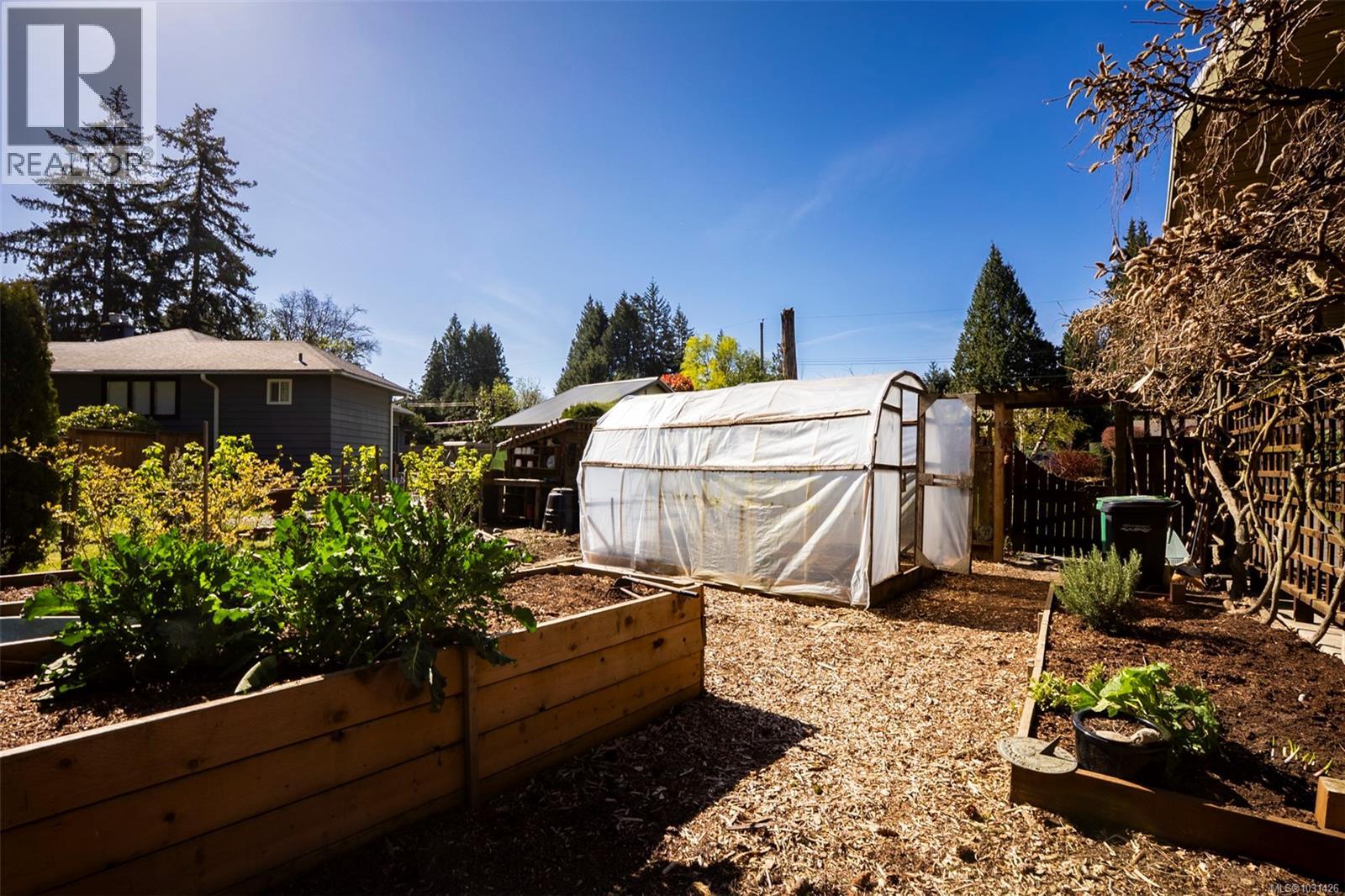 2370 MARLBOROUGH DR - 9